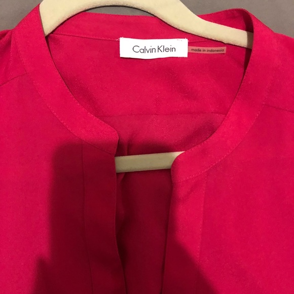 Top - Picture 2 of 2